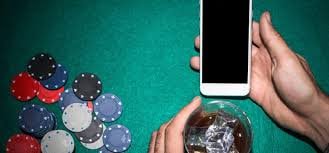 Pengguna royal123 menikmati kemudahan akses platform dari berbagai perangkat mobile di Indonesia
